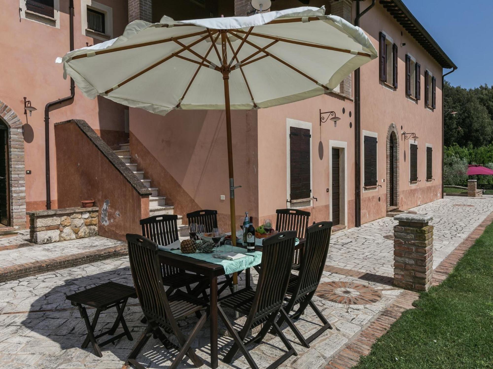 Elegant Apartment Only 1 Hour From Rome Narni Eksteriør billede