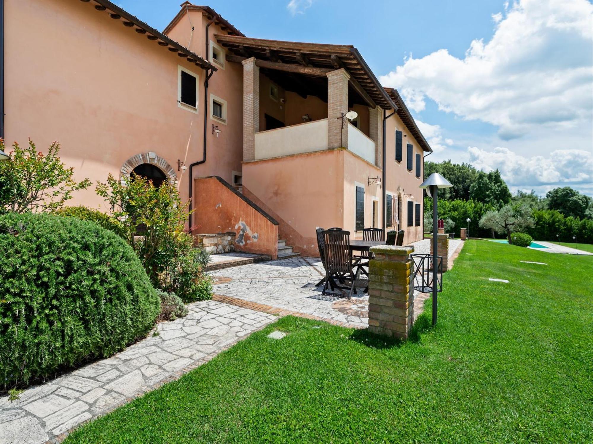 Elegant Apartment Only 1 Hour From Rome Narni Eksteriør billede